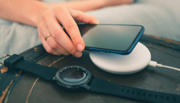How to Charge Smart Watch Without a Charger